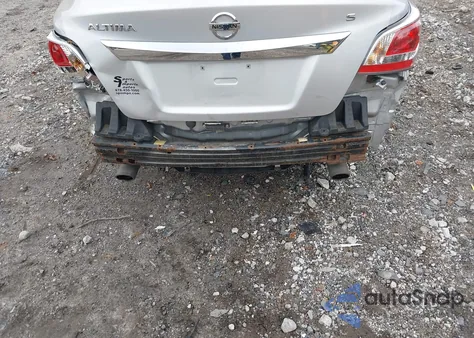 2015 Nissan Altima 2.5 S z USA, uszkodzony, nr VIN 1N4AL3AP3FC453339